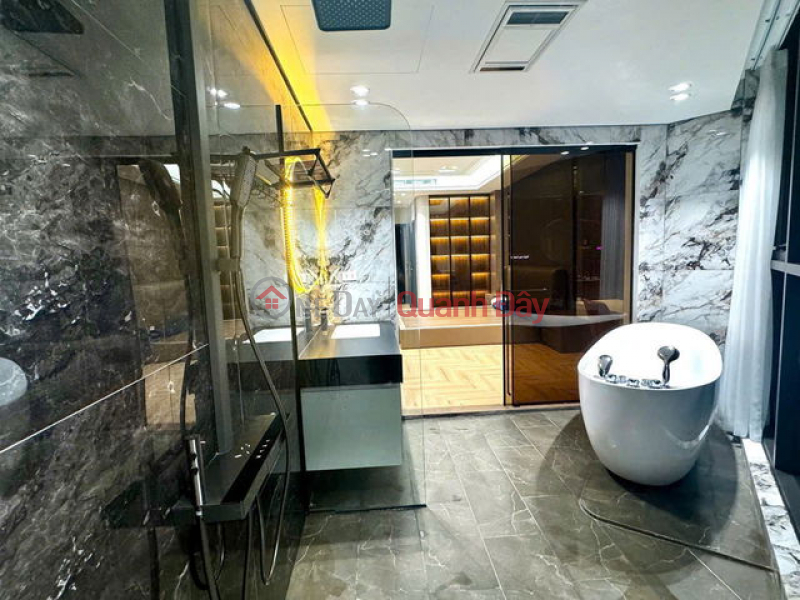 HOUSE FOR SALE ON STREET FRONT FOR BUSINESS - OFFICE Hong Tien - Long Bien 75M2, 8 Floors, 8m frontage, 38.6 billion. Sales Listings