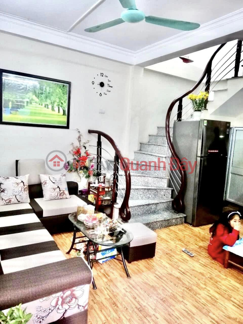 Selling Truong Dinh house, 45m x 5 floors, 3.39 billion, small car parked at the door _0