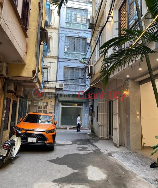 Beautiful house close to Tran Duy Hung street, alley as big as the street, car entering the house, 51m2, 13.5 billion VND Sales Listings