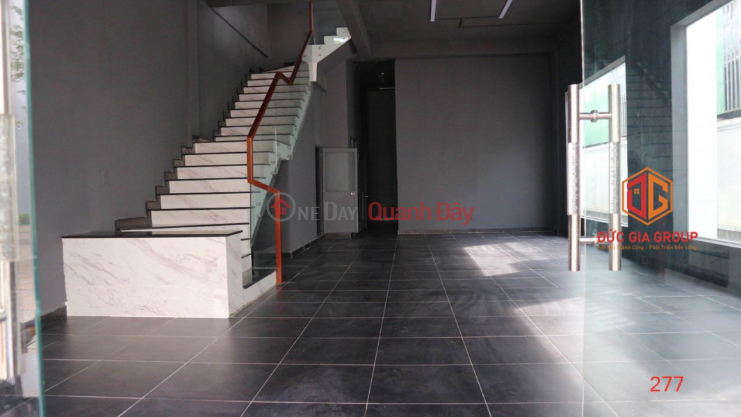 Vincom shophouse for rent, 8.6m x 22m, only 25 million\\/month Vietnam | Rental | đ 25 Million/ month