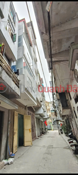 Whole house for rent - lane 800 Bach Dang, 35m² x 4 floors, 4 bedrooms, 3 bathrooms, 12 million Rental Listings