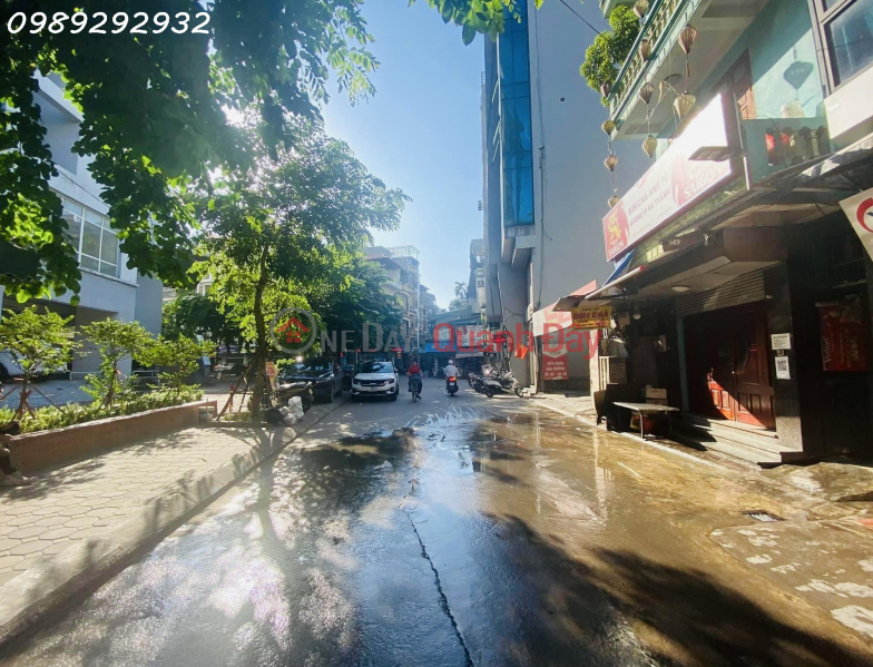 Alley 34 Hoang Cau, Dong Da. Alley as big as a city, car garage, business. 70mx15.8 billion Sales Listings