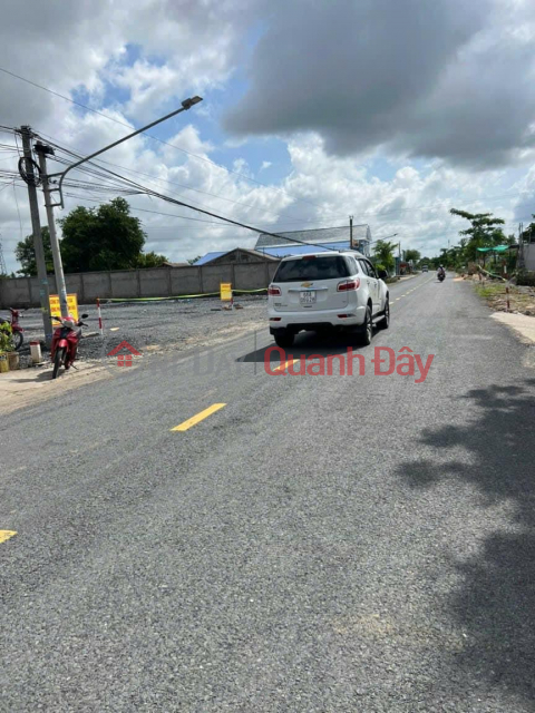 The facade of the Old Market of My Xuyen TT. Near Phuoc Lam Pagoda near Highway project ️5m across x 36m long _0