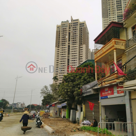 HOUSE FOR SALE IN NGO QUYEN, DIVIDED WITH SIDEWALK, CARS CAN AVOID, STOP, 90M, FRONTAGE 5M, PRICE ONLY 7.5 BILLION _0