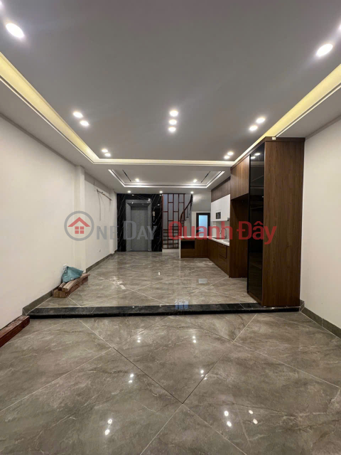 TOWNHOUSE ON DAM QUANG TRUNG STREET – 52M² x 6 FLOORS – ELEVATOR – FULLY FURNISHED – PRICE SLIGHTLY OVER 12 BILLION VND _0