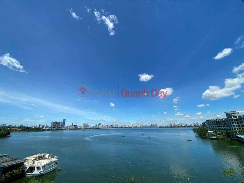 Super VIP Tay Ho Villa, 85m2, Area: 8.5m, lake view, business, luxury interior Vietnam Sales, ₫ 50 Billion