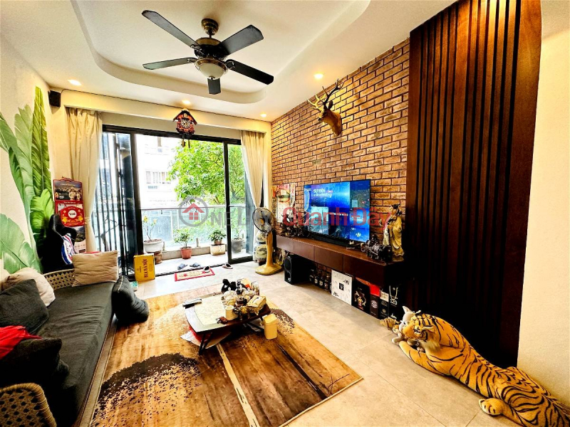 Mai Anh Tuan Townhouse for Sale, Dong Da District. Book 37m Actual 50m Built 5 Floors Approximately 16 Billion. Commitment to Real Photos Description Vietnam Sales | đ 16.3 Billion