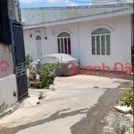 HOUSE FOR SALE IN DUONG VAN NGA ALLEY, VINH HAI, NHA TRANG _0