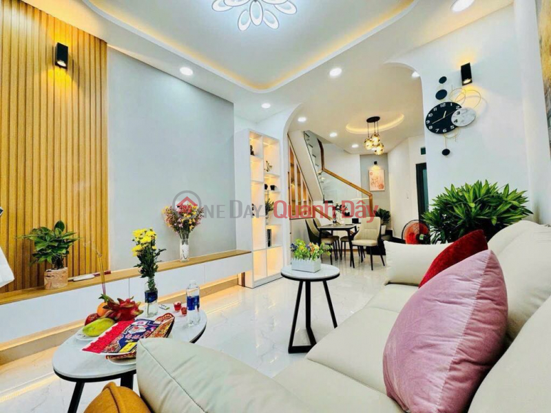 NHÀ ĐẸP SÁT BÊN HXH HOÀNG HOA THÁM-30M2-NHỈNH 4 TỶ. Niêm yết bán