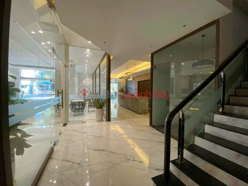Cho thuê tầng trệt tòa nhà 82 Võ Văn Tần, Q3, DT 210m2, văn phòng mới đẹp, có chỗ đậu xe Niêm yết cho thuê
