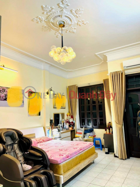 I need to sell a 4-storey house with car access on Giap Nhat street, Thanh Xuan, Vietnam Sales, đ 12.5 Billion