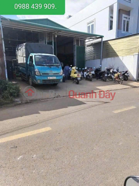 đ 6.8 Billion House for sale in SRXD, Tang Bat Ho Street, Lien Nghia, Duc Trong, Lam Dong. Price: 6.8 billion VND.