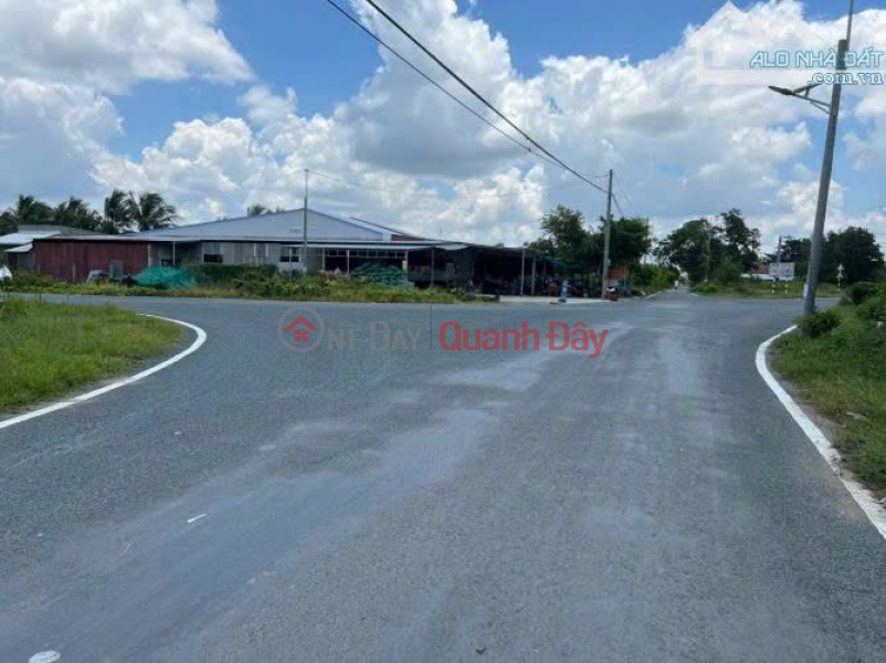 OWNER URGENTLY SELLS LAND FRONT ASH ROAD INTO NGUYET HOA COMMUNE, CHAU THANH DISTRICT, TRA VINH Sales Listings