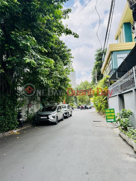 đ 13,9 tỷ | **Bán nhà phường 4, Tân Bình; hẻm 10m Trường Sơn, (4x16m) - 3 tầng
