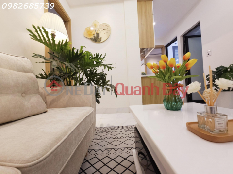 The owner sells an apartment in Hoa Binh Alley, Kham Thien, fully furnished, 1 year old, only 900 million, beautiful new house to live in. _0