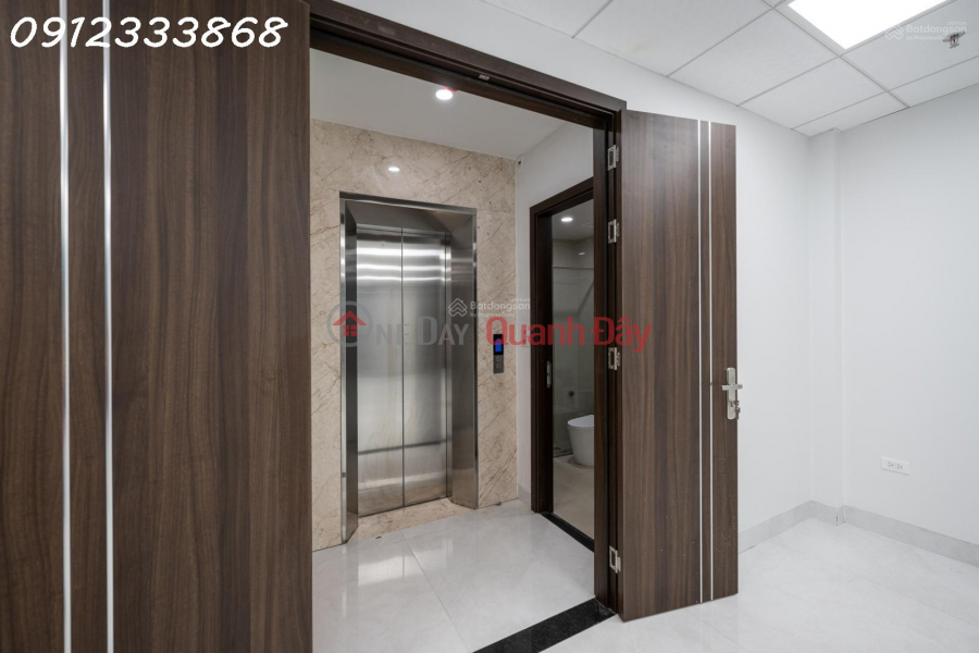 đ 30 Million/ month Three-story newly built house for rent, located on alley 3 Minh Khai, near Bach Mai intersection and Mo Market, with a 6m frontage.