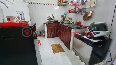 Selling a house with two sides by Nguyen Chanh Da Nang, loving mezzanine and 3 rooms with an income of 4 million\/month _0