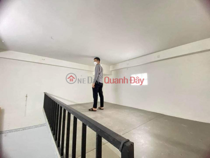 Empty room with high attic as shown in the picture Rental Listings
