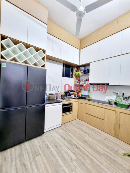 Townhouse for sale in Xa Dan_Square Red Book_4 Bedrooms_43mx4T_Price: 7.6 Billion_Contact: 0396935190. | Vietnam Sales | đ 7.6 Billion