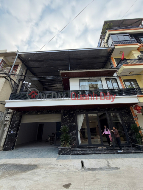 BEAUTIFUL HOUSE - GREAT PRICE - OWNER NEEDS TO SELL QUICKLY: JAPANESE-STYLE ROOF VILLA in Phan Dinh Phung ward, Thai Nguyen province. _0