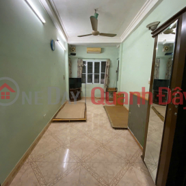 Cho thuê nhà ngõ Đại Cồ Việt 35m² x 4 tầng, 3PN, 2 vệ sinh, giá 10 triệu _0