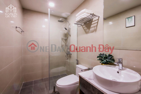 2-bedroom, 2-bathroom apartment with an area of 73m2 is priced at 33 million VND/m2 at The Maison Grand Phu My. _0