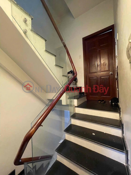 House with 2 fronts on Le Van Sy, 4x11 m, 6 bedrooms, Vietnam Rental | đ 40 Million/ month