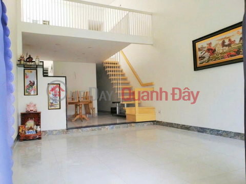 Cho thuê nhà 1T1L full nội thất ngay chợ 26 Tân Phong, chỉ 8tr _0