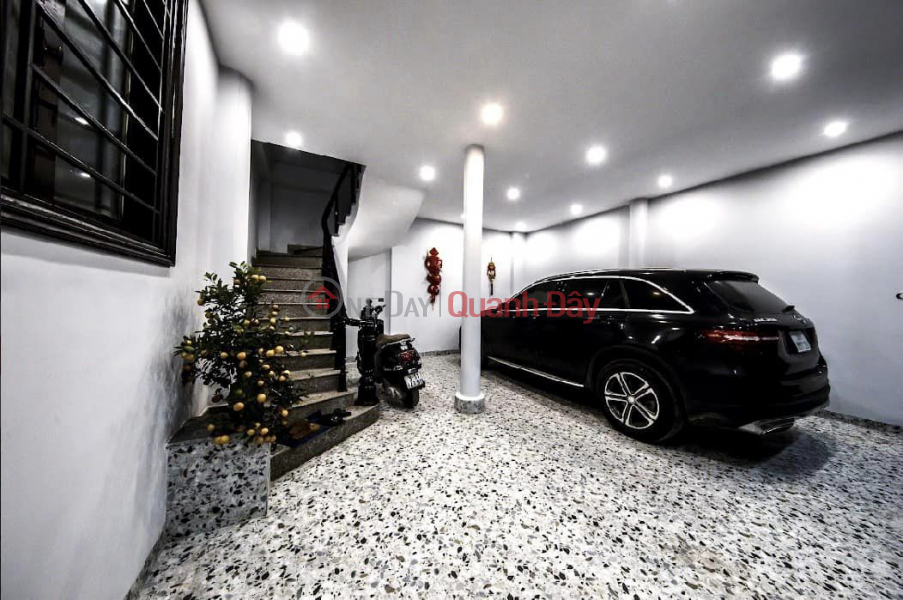 House for sale 47m2 Nguyen Son street, Long Bien Garage Car Elevator Import Super top business 8.4 Billion VND Sales Listings