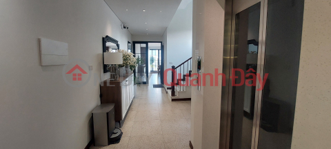 Bán nhà Phố Hồng Tiến, Vị Trí Đắc Địa, Gara, Bể Cá Koi, Đẹp Như Khách Sạn 5 Sao. _0