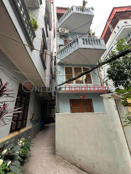 Whole house for rent in lane 557 Kim Nguu, 25m² x 2 floors, 2 bedrooms, 7.5 million Rental Listings