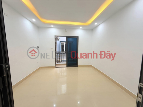 ️Bán Nhà Tân Mai 25M2 3T MT 4M, Chỉ 2.8 Tỷ Nhà Đẹp Gần Phố - OTO Cách Nhà 25m Ngõ Thông ️ _0