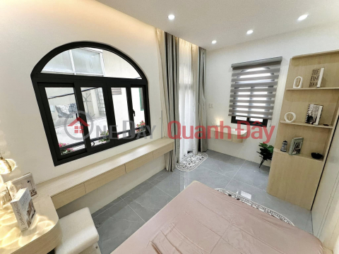 RARE, NEAR CAU DIEN TRAIN STATION, CAR, ELEVATOR, CORNER LOT, 2 OPEN, 24 ROOMS, 105 SQM x 7 FLOORS, FRONTAGE=11 M, PRICE 18.8 billion _0