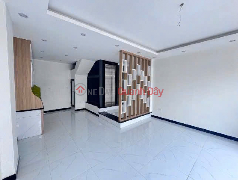 RARE ITEMS IN HA DONG STREET_40M2 NICE HOUSE_ELEVATOR AVAILABLE FOR MOVING IN_CAR PARKING AT THE DOOR_LESS THAN 7 BILLION Sales Listings