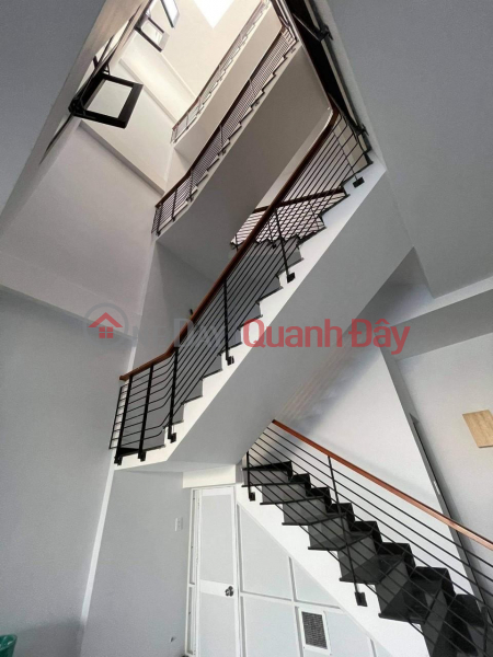 Property Search Vietnam | OneDay | Residential Sales Listings | House for sale on Nguyen Co Thach street, Da Nang. Nice location near the beach, business for rent 27 million\\/month
