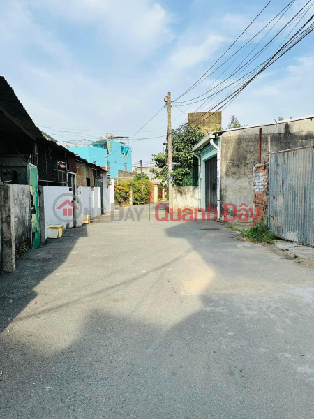 Just over 4 billion owns a house with a huge area of 104m2, a truck alley through Go Cat street, Phu Huu ward, Thu Duc city., Vietnam | Sales | đ 4 Billion