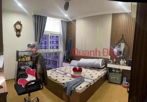 Beautiful House - Good Price - 3 Bedroom Corner Apartment for Sale at Usilk City Building Van Khe, Ha Dong _0