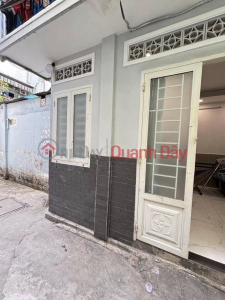 Alley 3-Wheel Huynh Van Banh, 26m2, 2 floors, ready to move in, only a little over 3 floors. Sales Listings