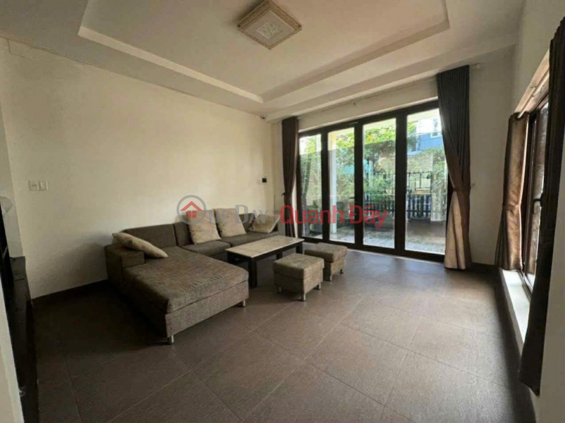 đ 16.8 Billion, ► Bui Vien frontage, close to Thang Long, walking distance to Han River, Tuyen Son, 140m2, 8m wide, 3 floors, 16.x billion