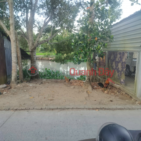 Owner needs to sell house and land in Hoa Long B hamlet, Kinh Cung town, Phung Hiep district, Hau Giang province. _0