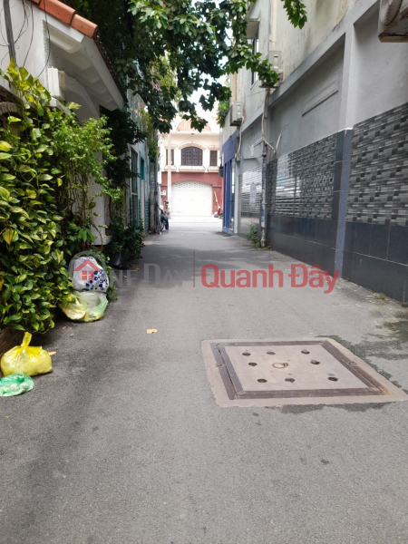 Property Search Vietnam | OneDay | Residential | Sales Listings, House for sale Hoang Hoa Tham car alley, Binh Thanh district, 50m2, 4 floors, 4 bedrooms, Extremely cheap price