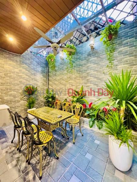 bán nhà Giải Phóng, căn biệt phủ sang trọng, sân vườn thoáng mát | Việt Nam | Bán đ 11,2 tỷ