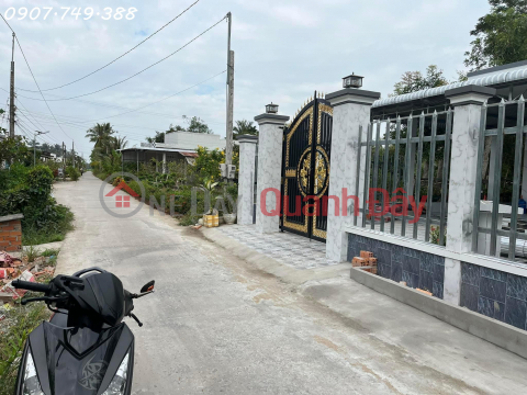 OWNER FOR URGENT SALE OF 2-FRONT LOT OF LAND WITH BEAUTIFUL LOCATION In Vinh Loi, Bac Lieu _0