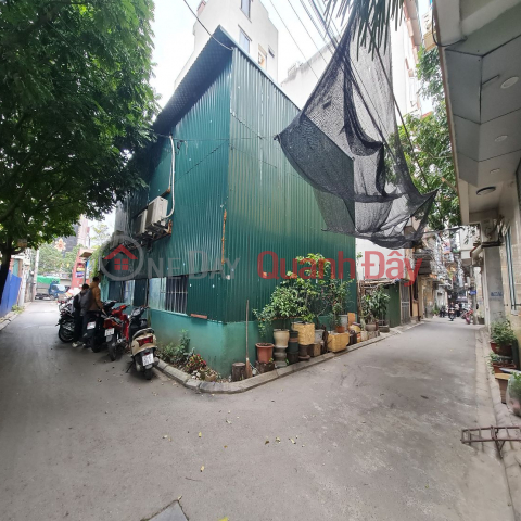 Trau Quy, Gia Lam. 45m2, accessible by car from 2 major roads, only 7 billion VND (negotiable). Contact 0989894845 _0