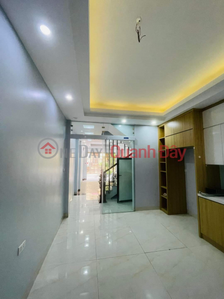 House for sale in An Duong Vuong, 50m2 - 5 floors, 4m frontage, price 10.9 billion, negotiable. Sales Listings