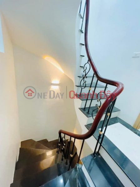 đ 5,28 tỷ, Siêu của hiếm 5.28 tỷ có nhà Minh Khai 27m2 ( T2 là 30M2 ) full nội thất sang xịn.