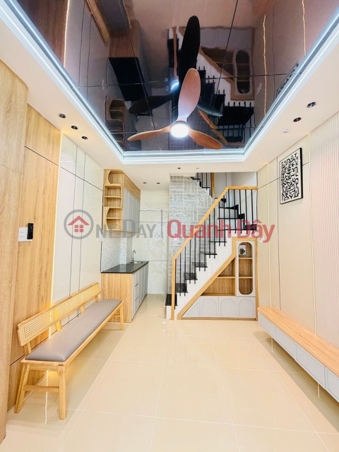 O2140 House 1\/ Nguyen Van Cong Street, Go Vap District, Shared Ownership, 3 floors, 3.x billion VND (x is small) _0