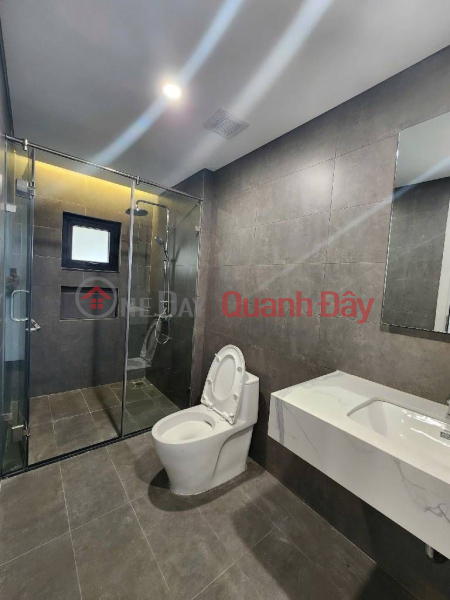 Property Search Vietnam | OneDay | Residential Sales Listings, House in Tay Ho, 50m² x 5 floors, 22.5 billion VND, with garage, suitable for business, 5-minute walk to West Lake.