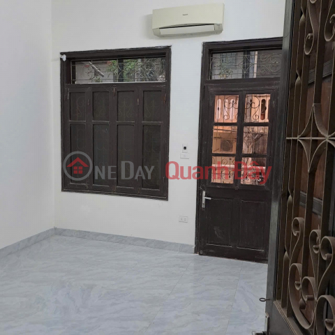 House for rent in Alley 2, Phuong Mai Street, 50m2 x 4 floors, 5 bedrooms, 3 bathrooms, 14.5 million VND. _0