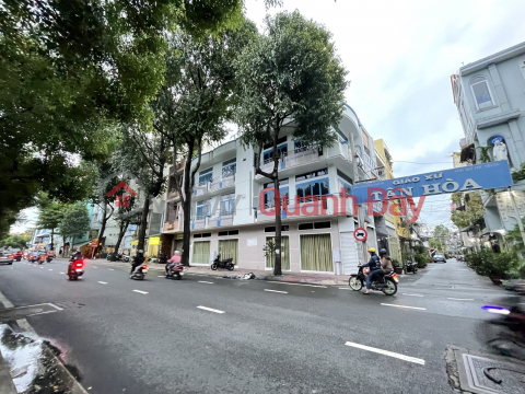 Corner house on Truong Sa street, 16m wide, 3 floors, 4 rooms _0